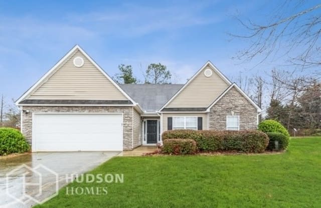 275 Rockingham Drive - 275 Rockingham Drive, Loganville, GA 30052