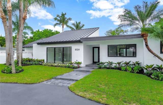 8324 SW 168th Ter photos photos