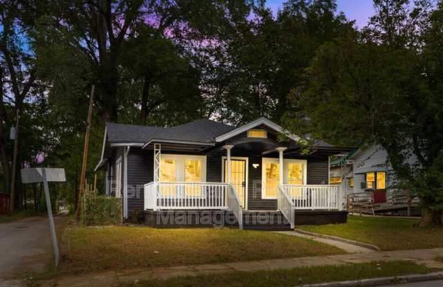 317 11th St SW photos photos