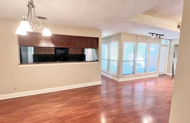 PRE-LEASE 2025/2026: Robbins Place Community 2 Bed photos photos