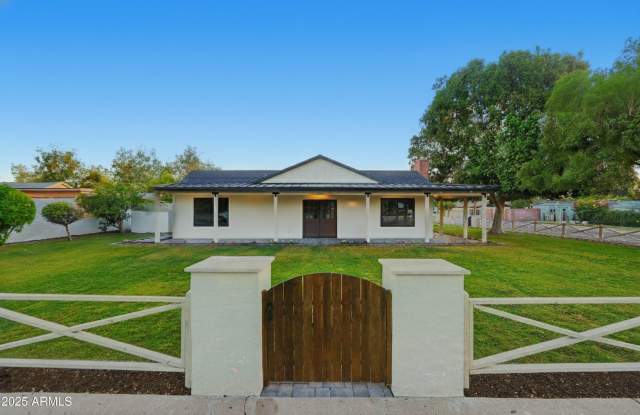 2315 N 42nd Street photos photos