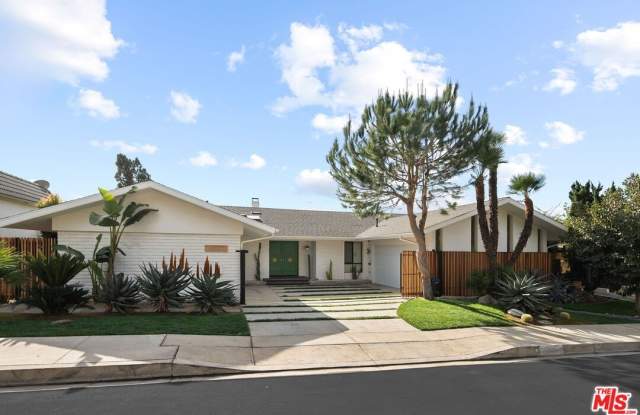 5200 Los Diegos Way photos photos