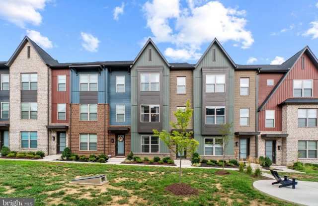 Welcome to this exceptional 3bd 2/2bth home in the Watershed community in Laurel photos photos