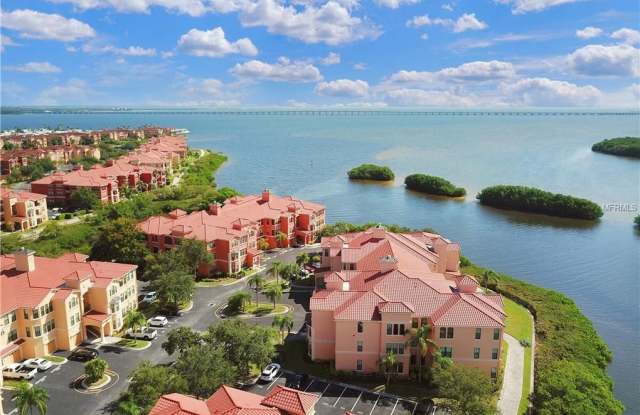 2732 Via Murano Gallery 3