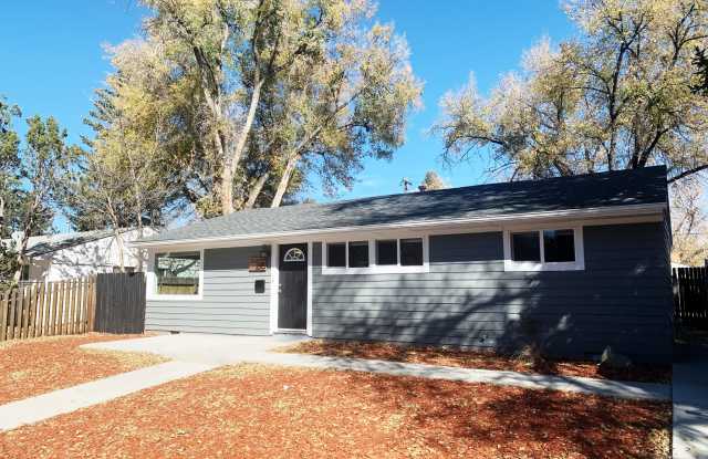 2615 Meadowlark Ln photos photos