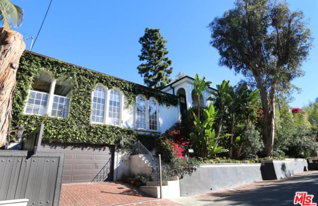 2806 NICHOLS CANYON Road - 2806 Nichols Canyon Rd, Los Angeles, CA 90046