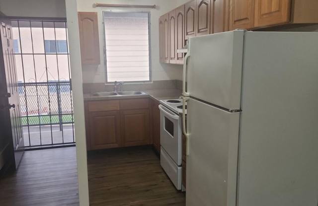 Newly Renovated 2bd 1ba Apartment - 262 Kapiolani Street, Hilo, HI 96720