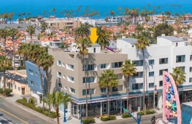 Live in a Penthouse with Private Rooftop Deck, just 4 blocks from the Beach photos photos Live in a Penthouse with Private Rooftop Deck, just 4 blocks from the Beach photos photos
