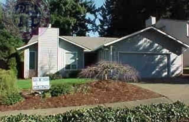 Desirable Tualatin - Central Air! Single Level, Large Deck, Great Outdoor Living Space photos photos