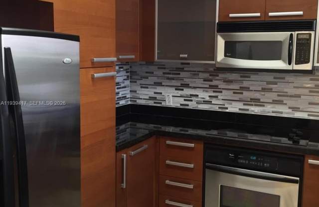 2030 S Douglas Rd photos photos