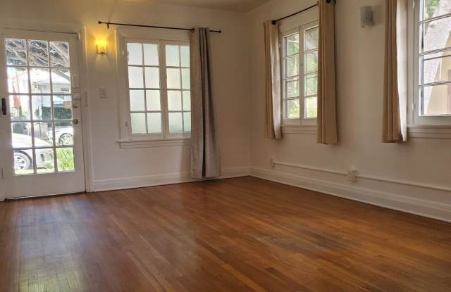 1118 20th St unit: Front photos photos