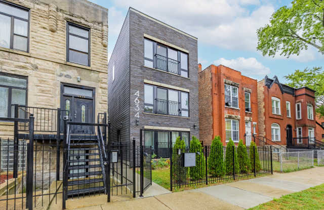 4634 South Langley Avenue - 4634 South Langley Avenue, Chicago, IL 60653