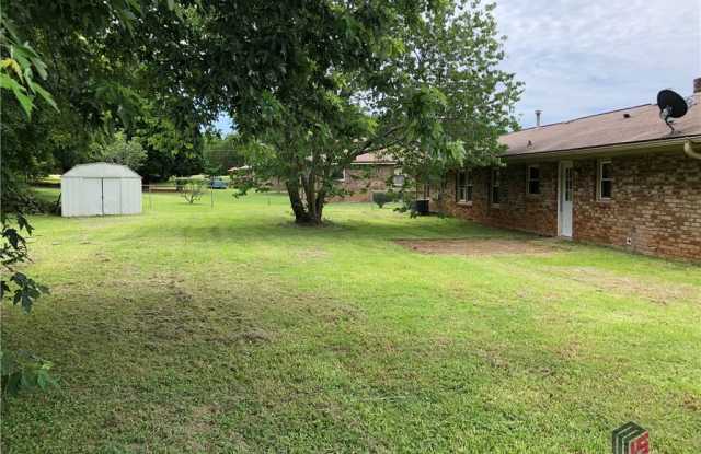 1010 Etowah Court Gallery 2