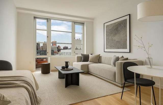 331 East Houston Street photos photos