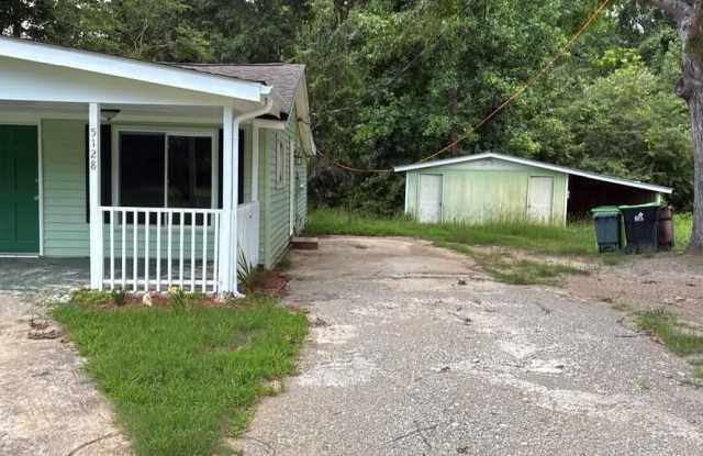 5128 Sunset Lake Road Gallery 2
