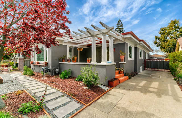 Fabulous Rose Garden 3 Bedroom, 2.5 Bath Home photos photos
