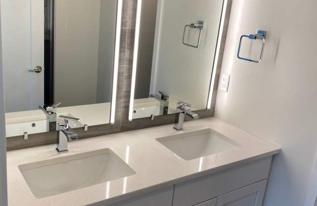 Gorgeous, Modern 3 Bedroom 4 Bathroom Townhouse Near Sloan's Lake photos photos Gorgeous, Modern 3 Bedroom 4 Bathroom Townhouse Near Sloan's Lake photos photos