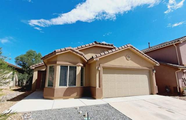 Great 3 bed, 2 bath, 1575 sq ft home in Huning Ranch! photos photos