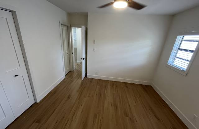 835 17th Street North Gallery 2