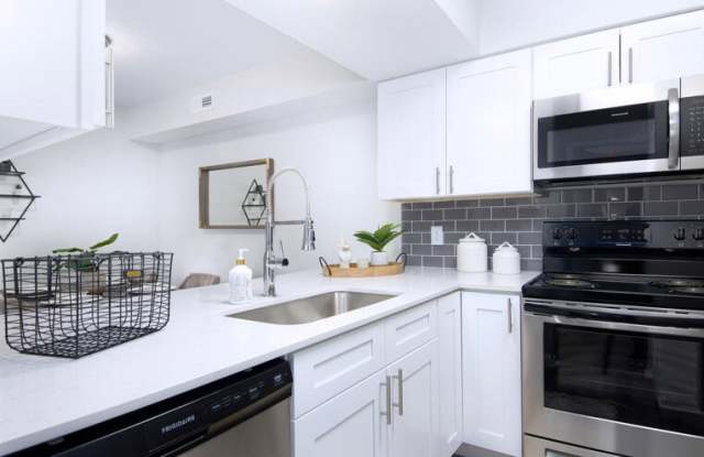 Riverbend Apartments photos photos