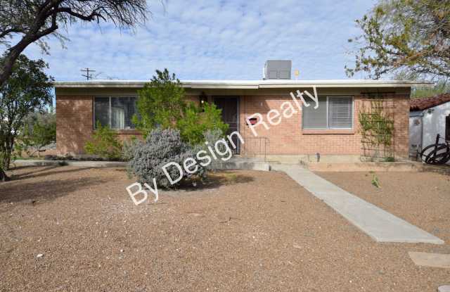 Massive 2 Bed 2 Bath Corner Lot Duplex w/ 1 Car Garage – Near UA Downtown photos photos Massive 2 Bed 2 Bath Corner Lot Duplex w/ 1 Car Garage – Near UA Downtown photos photos