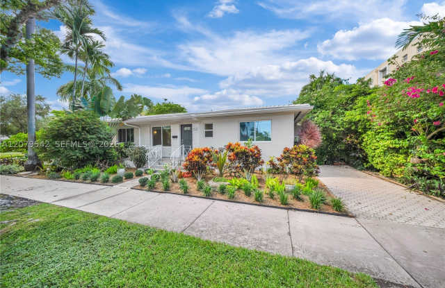 3145 Segovia St photos photos