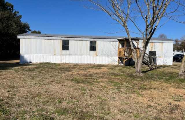 885 William Vause Lane, Kinston - 885 William Vause Lane, Lenoir County, NC 28504 885 William Vause Lane, Kinston - 885 William Vause Lane, Lenoir County, NC 28504