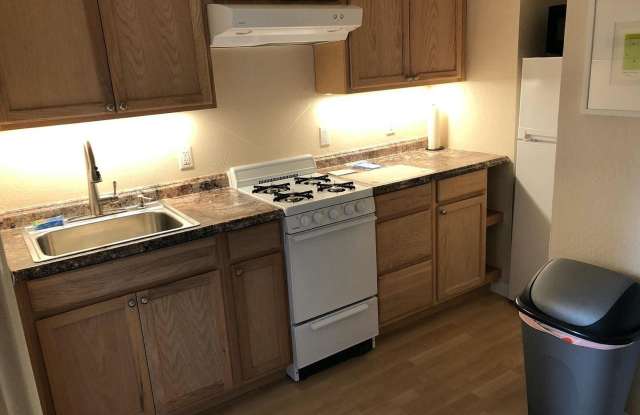 4027 23rd ST - 4027 23rd Street, San Francisco, CA 94114