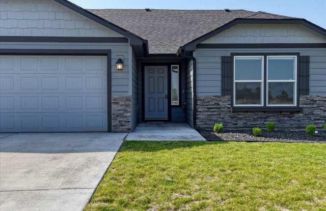 3- Bedroom Home for Rent Gallery 3