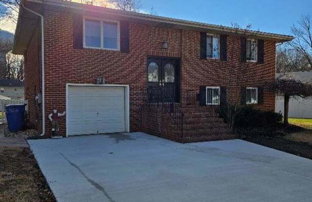 723 Beechwood Avenue - 723 Beechwood Avenue, Golden Triangle, NJ 08002
