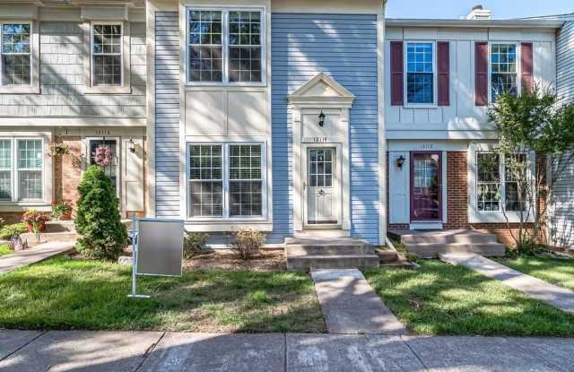 12114 WEDGEWAY Court Gallery 2