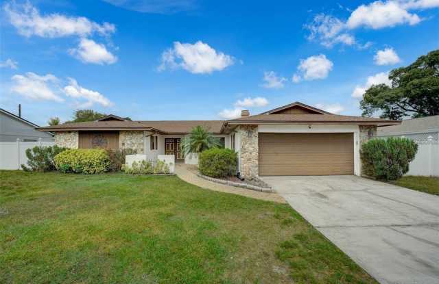 8323 BANYAN BOULEVARD photos photos