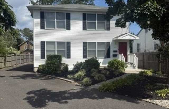 104 Curtis Avenue photos photos