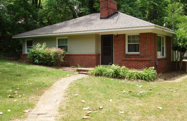 117 Greene Street / Chapel Hill / 3BR House Gallery 1