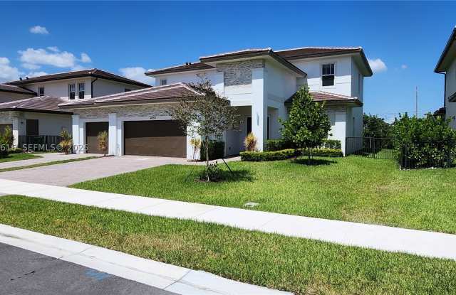 4255 SW 123rd Ter Gallery 2