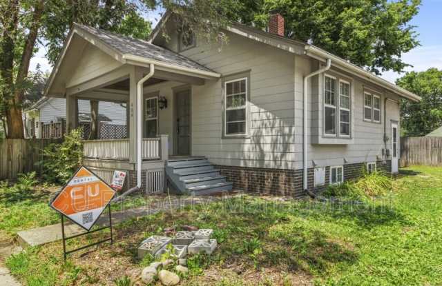 404 East Illinois Street - 404 East Illinois Street, Urbana, IL 61801