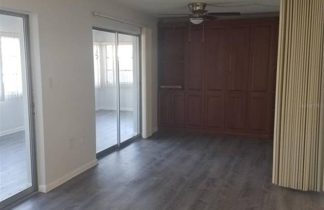 4854 MARINE Parkway Gallery 2