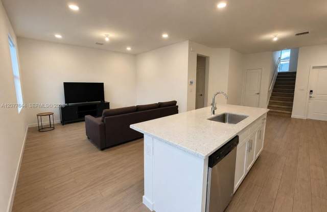 1763 SE 8th Terrace 0, Homestead, FL 33034 - 5679 photos photos