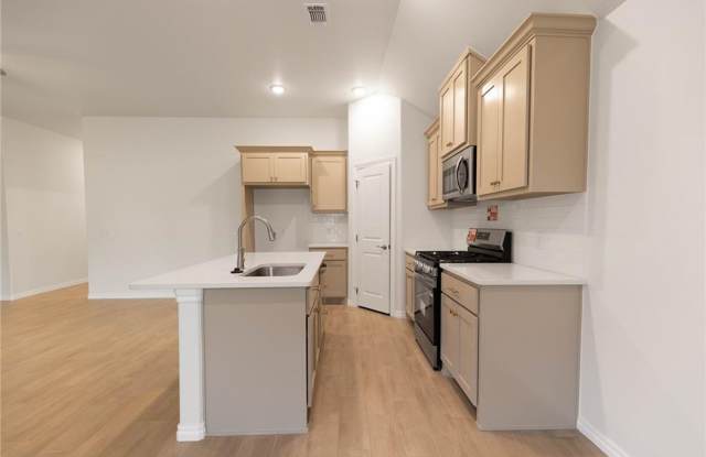 Brand New 4 Bedroom 2 Bath Home in Yukon Schools Gallery 3