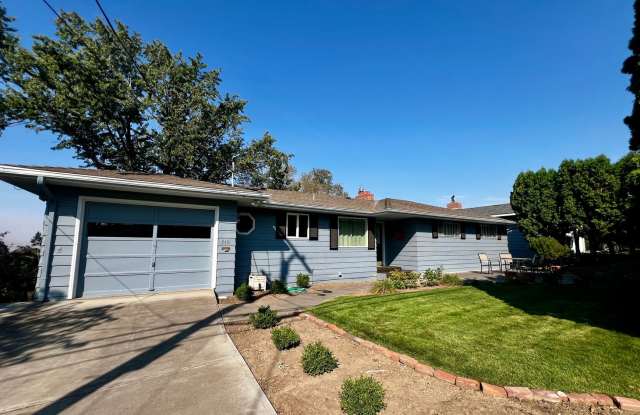 Beautiful North Hill Home Near Vincent Park! photos photos