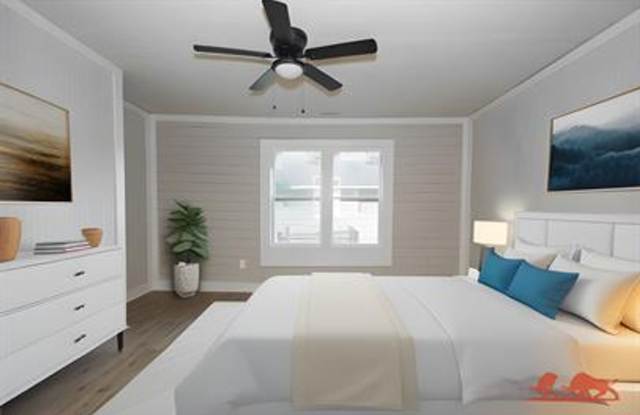 929 Ray St - 2 Bed and 2 Bath Gallery 4
