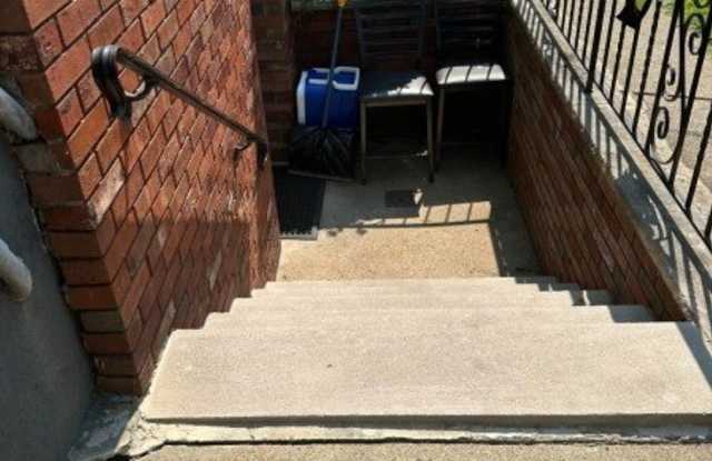 103 Sylvan Ave photos photos