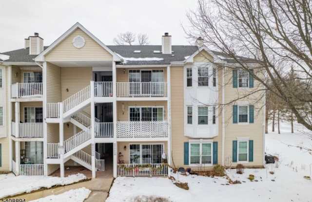 318 Wimbeldon Ct photos photos