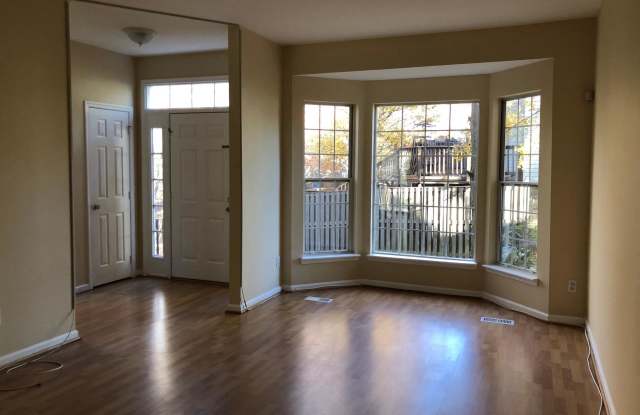 16138 TACONIC CIRCLE Gallery 2