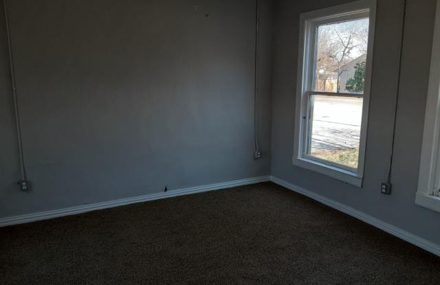 233 N Las Vegas trail Gallery 3