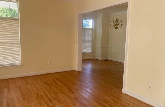 306 GAME CREEK Drive Gallery 3