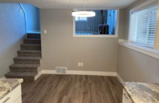 Fully remodeled westend 2 bedroom. 1 bath, townhome! Gallery 3