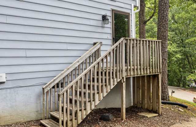 Cary Townhome - Up to $500 off 1 Month if leased by Sept. 1 Gallery 3