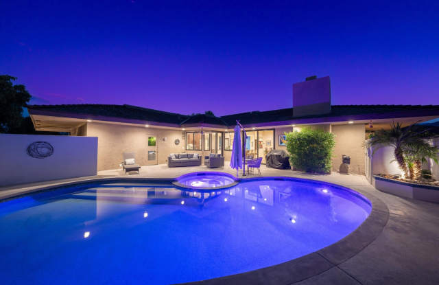 12 Whittier Court Gallery 3