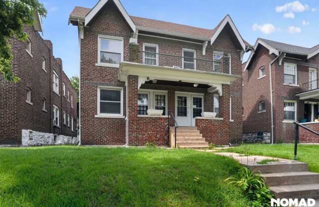 Spacious 1BR Condo in Saint Louis Gallery 3